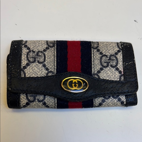 Gucci Italy vintage 80’s key case logo canvas Signature Monogram - Picture 1 of 6